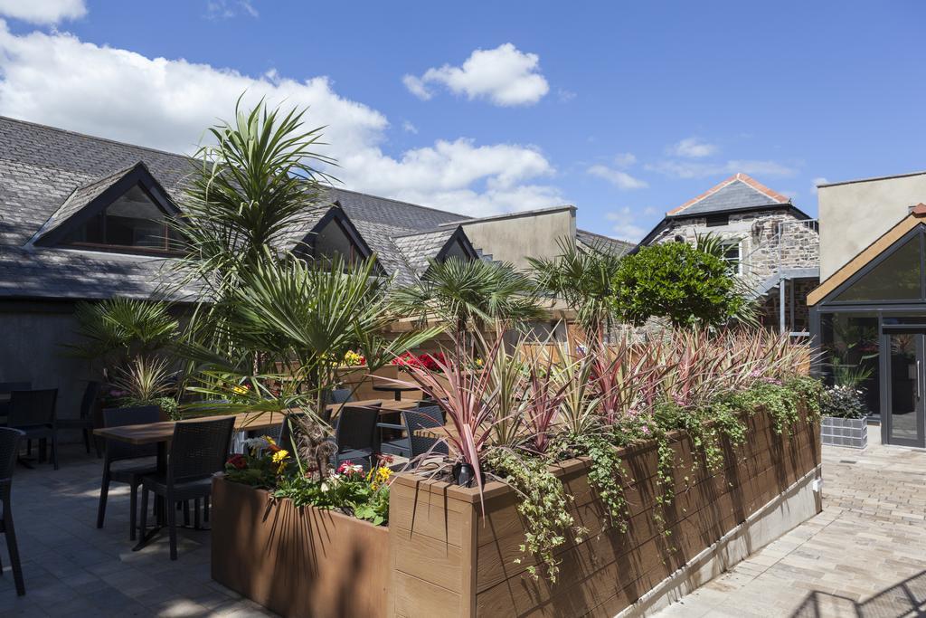 The White Hart Hotel Wetherspoon Okehampton Dış mekan fotoğraf